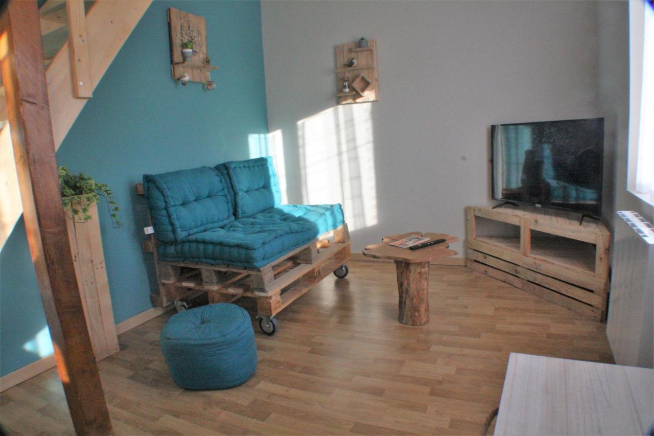 Le Cottage Des Curie Calais Exterior photo